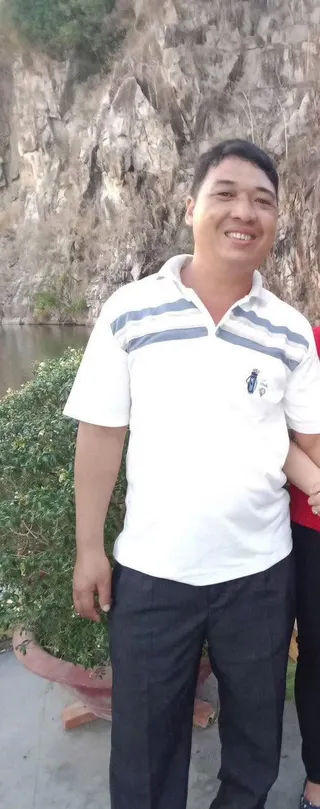 Ảnh tìm kiếm: Tìm người thân bị mất liên lạc, mong mọi người hỗ trợ chia sẻ giúp e